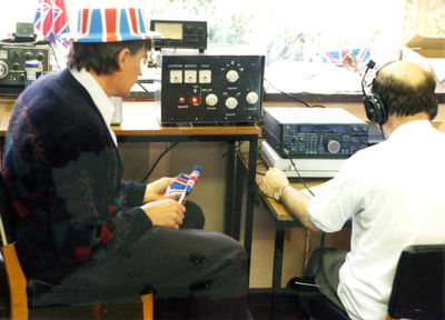 SES with Rochdale club at the Lancaster Club 1993....G0EUP in fancy hat
